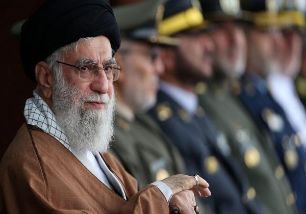 مسؤول إيراني: المشعوذون يساهمون بصنع القرار في طهران