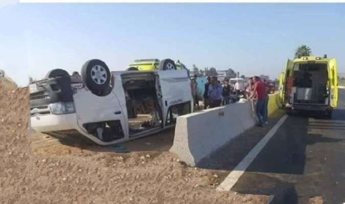 البوكس نيوز – بالاسماء.. إصابة 6 أشخاص إثر انقلاب سيارة بصحراوي المنيا