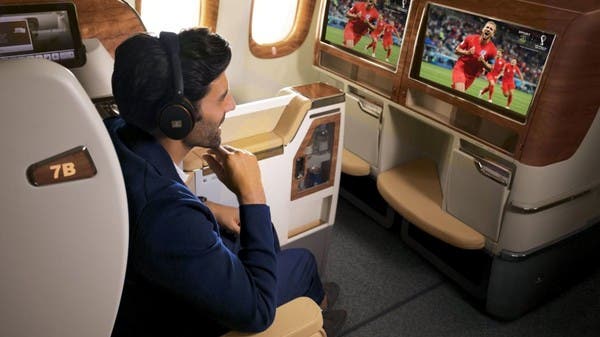 البوكس نيوز – “طيران الإمارات” تعرض مباريات كأس العالم مباشرة في الطائرة والمطار