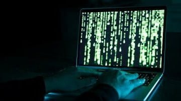 تكنولوجيا  – قراصنة يسرقون بيانات سرية فى بريطانيا