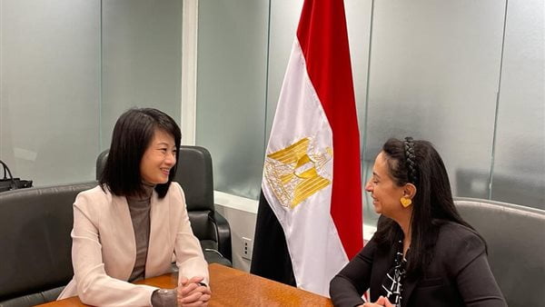 مايا مرسي تلتقي بسون إكسويلينغ وزيرة التنمية الاجتماعية بسنغافورة