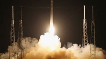 تكنولوجيا  – سبيس إكس تطلق 3أقمار صناعية إلى المدار فى مهمة Falcon Heavy السادسة