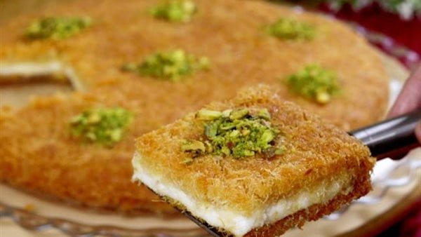 لحلويات رمضان.. طريقة عمل الكنافة بالقشطة