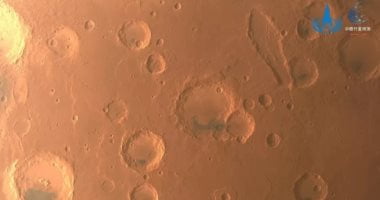تكنولوجيا  – مروحية ناسا تلتقط صورة جوية لمركبة المريخ خلال رحلتها الـ51