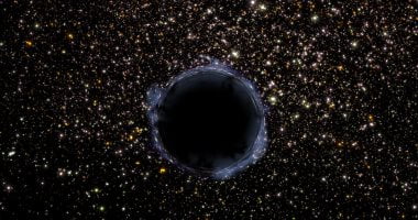 تكنولوجيا  – علماء الفلك يكتشفون ثقبا أسودا نادرا بـ100 ألف ضعف كتلة الشمس