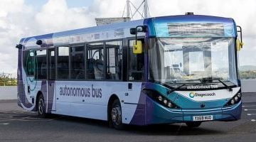 تكنولوجيا  – شركة بريطانية تطلق حافلات “ذاتية القيادة” فى اسكتلندا