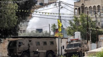 إصابات باشتباكات بمخيم جنين .. الاحتلال يعتقل ضابطا فلسطينيا بزعم تنفيذ عمليات مسلحة