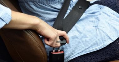 تكنولوجيا  – براءة اختراع جديدة لأبل لتصميم “مشبك” حزام الأمان.. تفاصيل