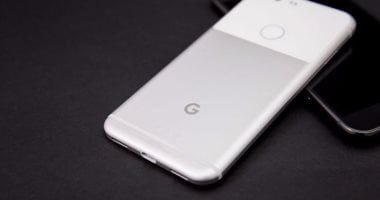 تكنولوجيا  – إيه الفرق.. أبرز الاختلافات بين هاتفى Google Pixel 7a و iPhone 8 Plus