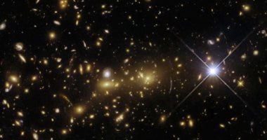 تكنولوجيا  – تلسكوب هابل يرصد اندماج مجموعة مجرات