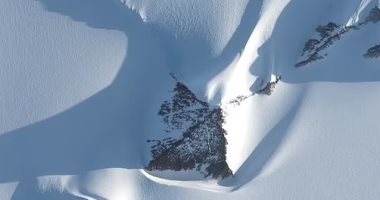 تكنولوجيا  – اعرف حقيقة الهرم المكتشف تحت جليد انتاركتيكا.. علماء يجيبون