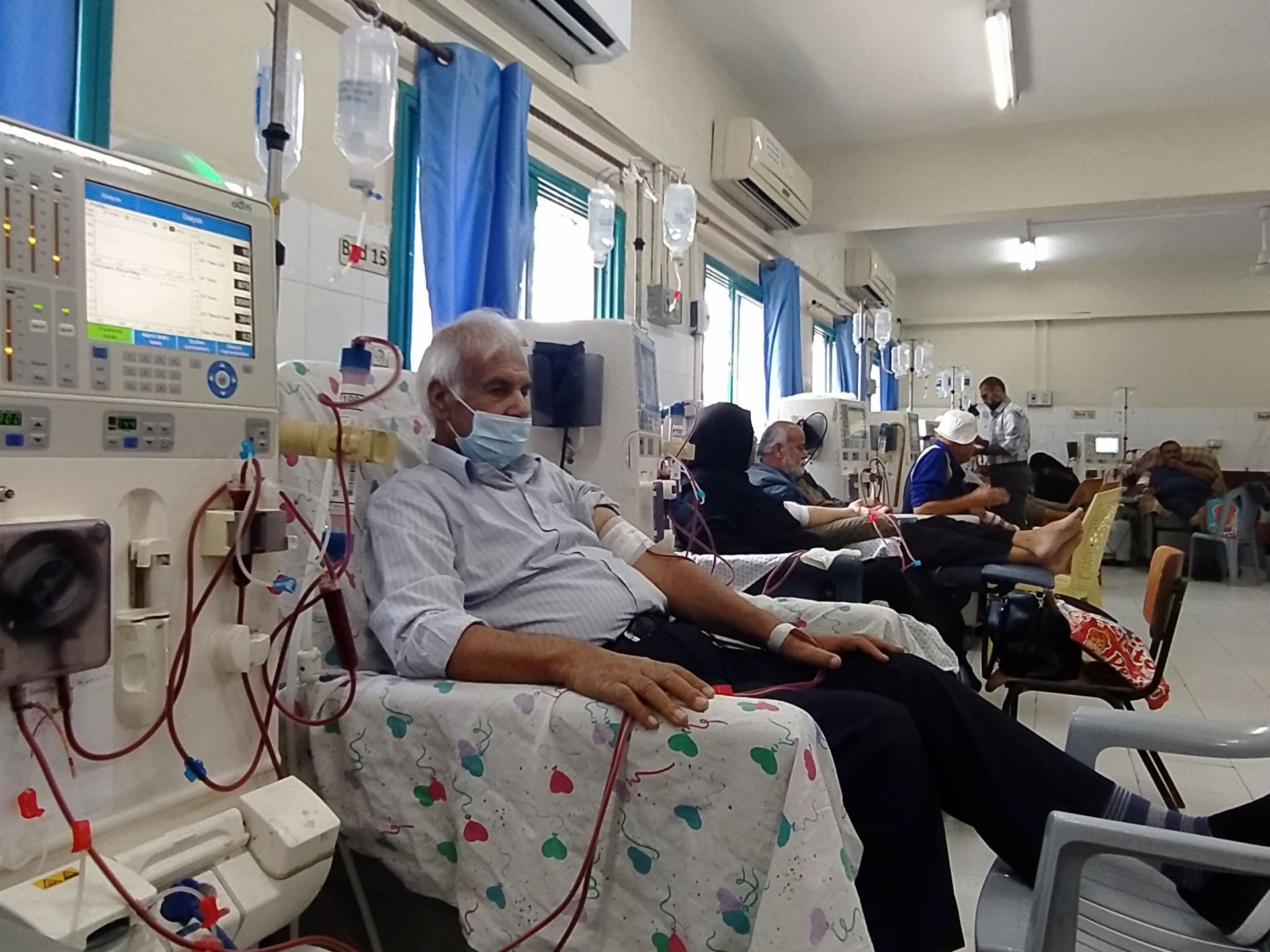 إسرائيل تقصف محيط مستشفى الشفاء وقيادي بحماس يحذر من “مجزرة جديدة” | أخبار – البوكس نيوز