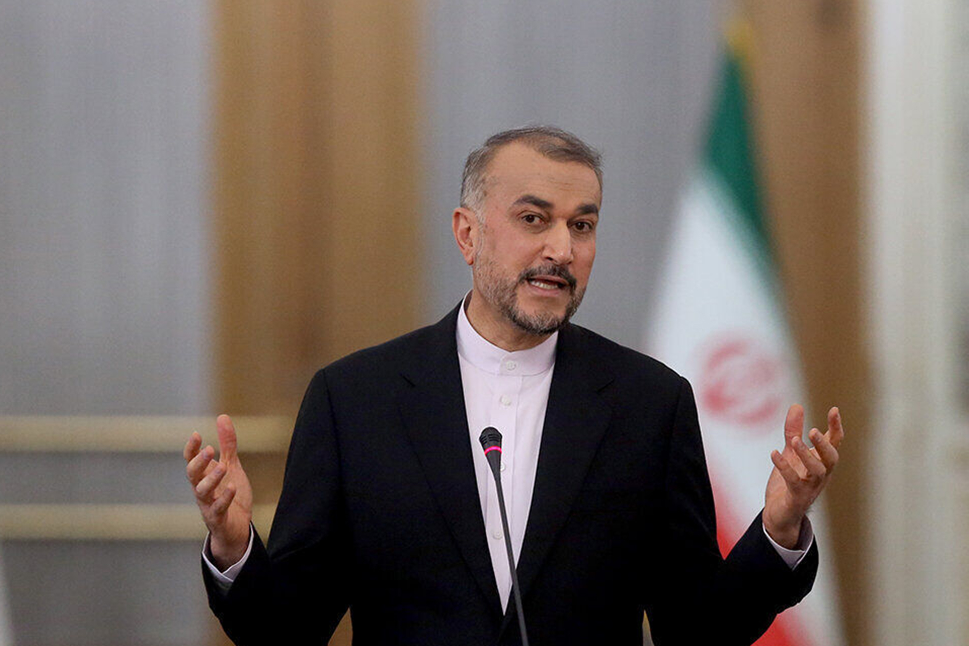 وزير خارجية إيران: وجود أميركا إلى جانب إسرائيل يثبت أنها على وشك الانهيار | أخبار – البوكس نيوز