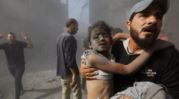 التجويع كسلاح حرب: غزة بين فكي القنابل وطوابير الخبز | سياسة – البوكس نيوز