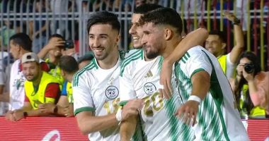 رياضة – منتخب الجزائر يدمر الرأس الأخضر بثلاثية فى الشوط الأول.. فيديو
