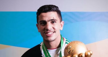 رياضة – يوسف عطال نجم الجزائر يتراجع عن دعم فلسطين بعد تهديدات بالطرد من فرنسا