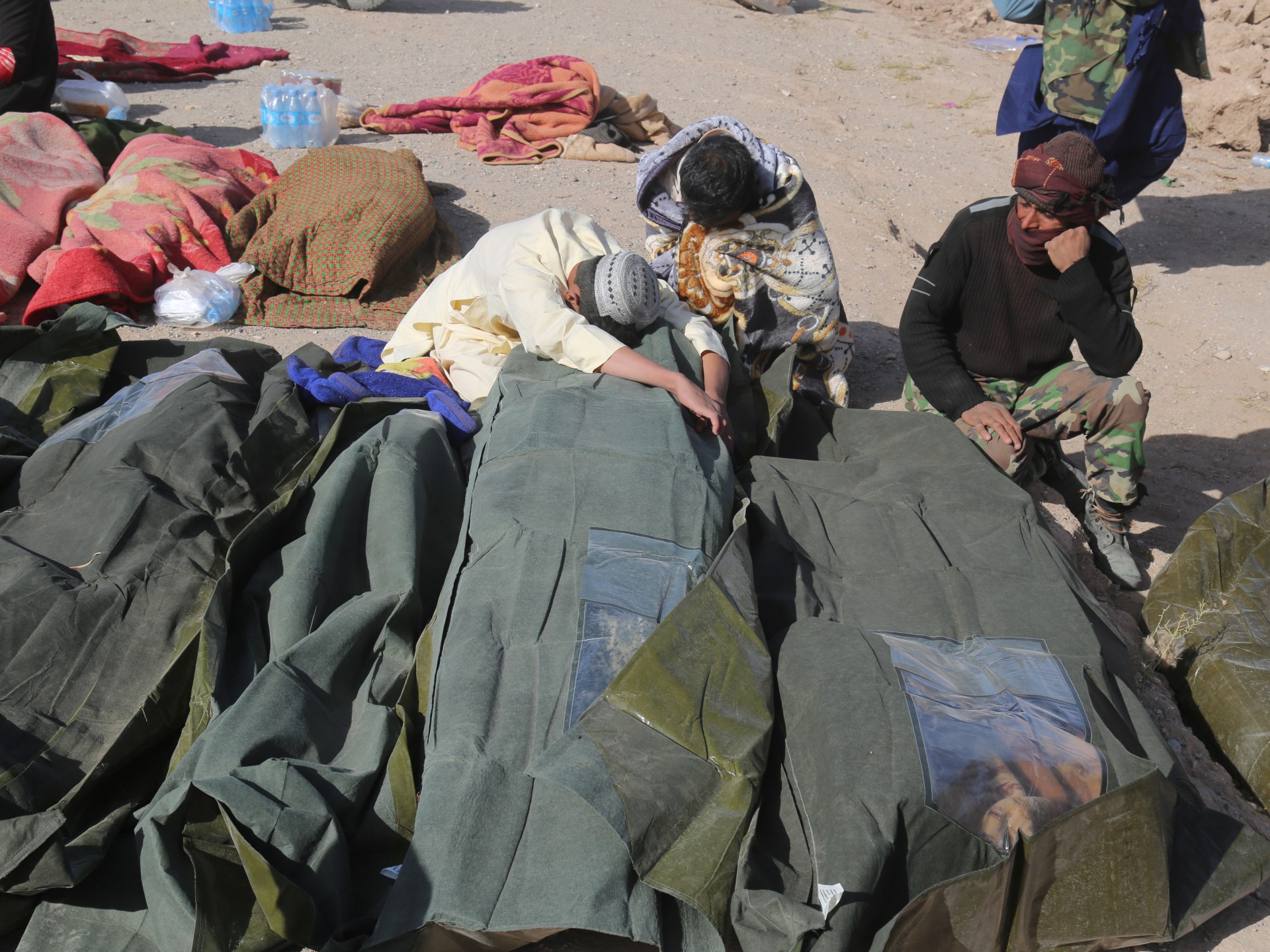ارتفاع حصيلة قتلى زلازل أفغانستان إلى قرابة 2500 والآلاف بلا مأوى | أخبار – البوكس نيوز