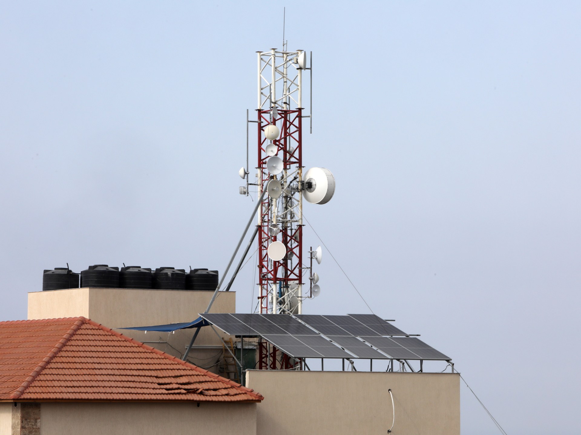 انقطاع الاتصال والإنترنت بمناطق متفرقة شمالي غزة | أخبار – البوكس نيوز