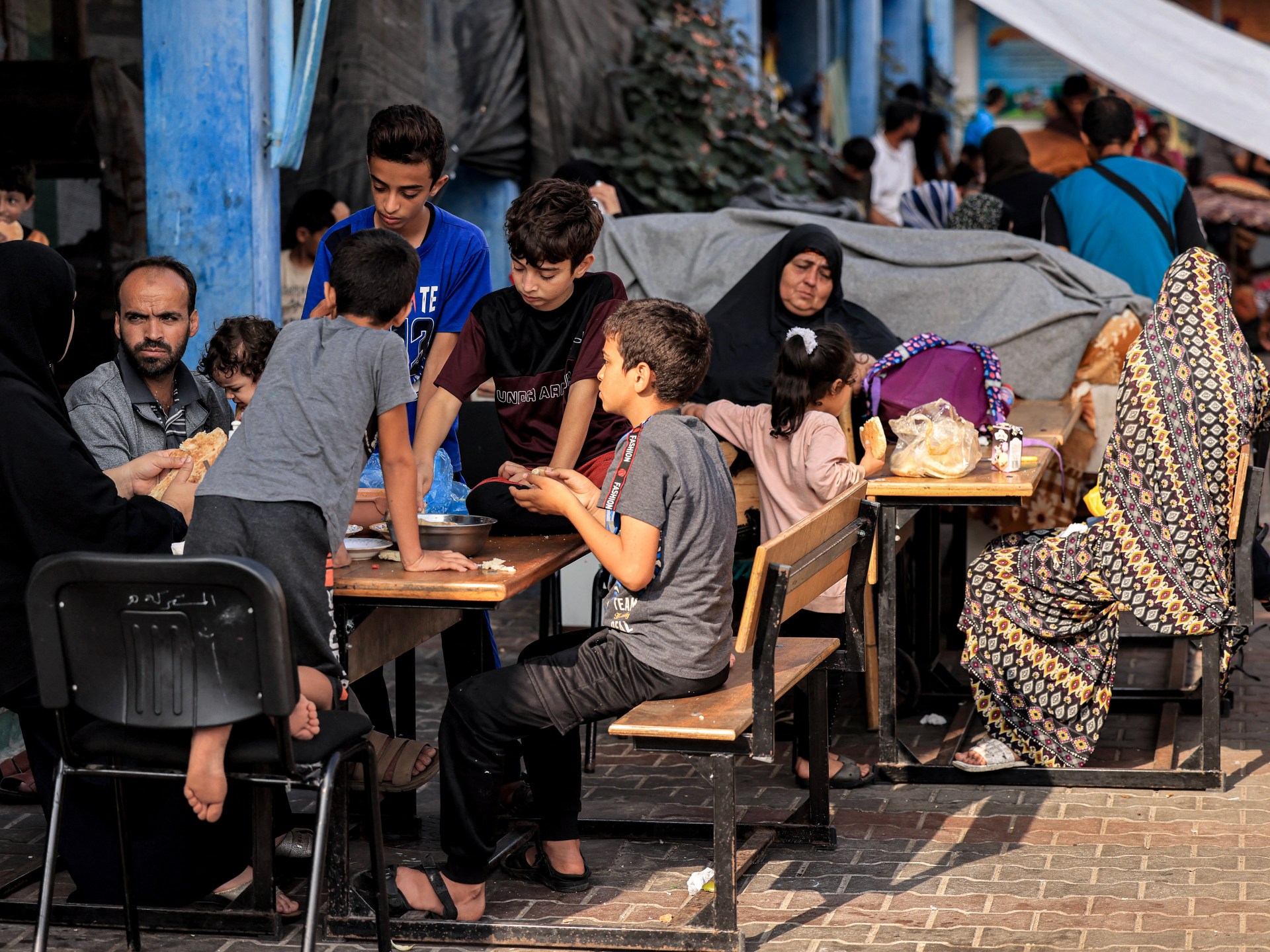 أطفال غزة: نأكل وجبة واحدة في اليوم ونشرب مياها مالحة ملوثة | أسلوب حياة – البوكس نيوز
