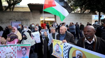 أسرى إسرائيل لدى حماس يمنحون فرصة جديدة للسجناء الفلسطينيين | سياسة – البوكس نيوز