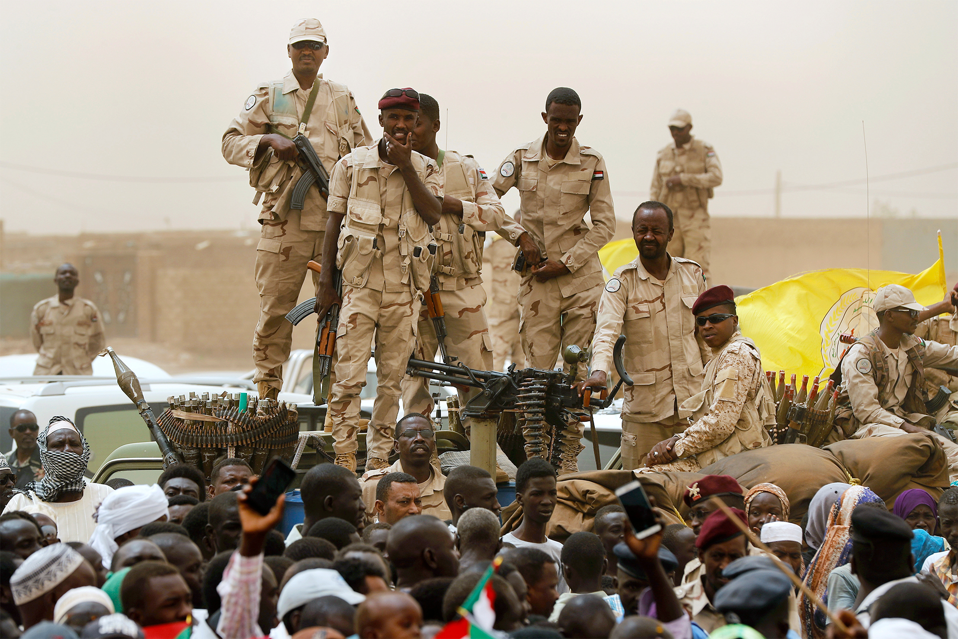 قوات الدعم السريع تعلن سيطرتها على مطار غربي الخرطوم | أخبار – البوكس نيوز