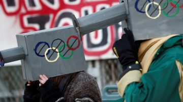 عمال يغلقون مجمع أولمبياد باريس 2024 مطالبين بعقود عمل وتصاريح إقامة | رياضة – البوكس نيوز