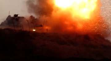 شاهد بالفيديو كتائب القسام تقتحم معسكر بئيري الإسرائيلي وتدمر دبابة ميركافا – البوكس نيوز
