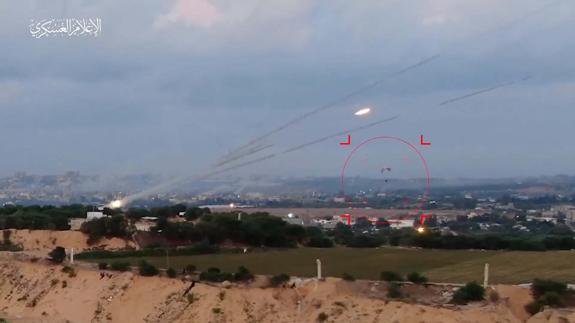 القسام تنشر فيديو لعملية تفجير الجدار العازل واقتحام غلاف غزة | أخبار – البوكس نيوز