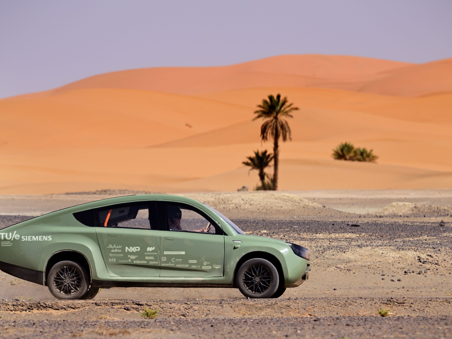 تجريب أول سيارة دفع رباعي تعمل بالطاقة الشمسية في المغرب | تكنولوجيا – البوكس نيوز