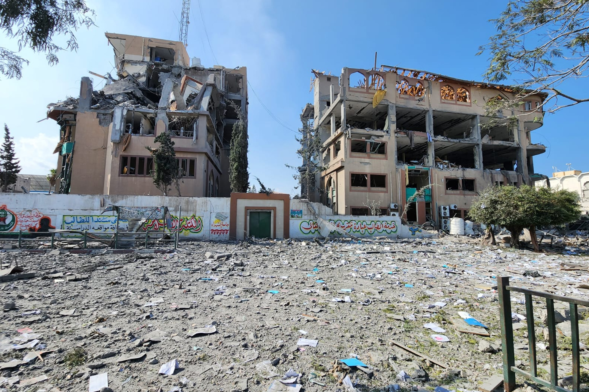 إسرائيل تشن حربا “ممنهجة” على التعليم في غزة للتجهيل والتهجير | سياسة – البوكس نيوز