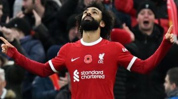 رياضة – أسباب تقود محمد صلاح إلى البقاء مع ليفربول..الكرة الذهبية الأبرز