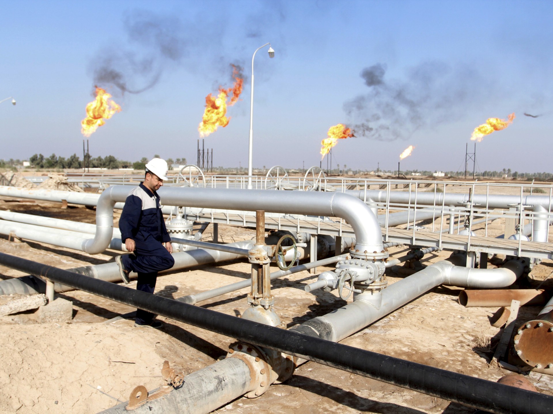 ارتفاع النفط مع استمرار العدوان على غزة وتأكيد العراق التزامه بمستوى الإنتاج | اقتصاد – البوكس نيوز