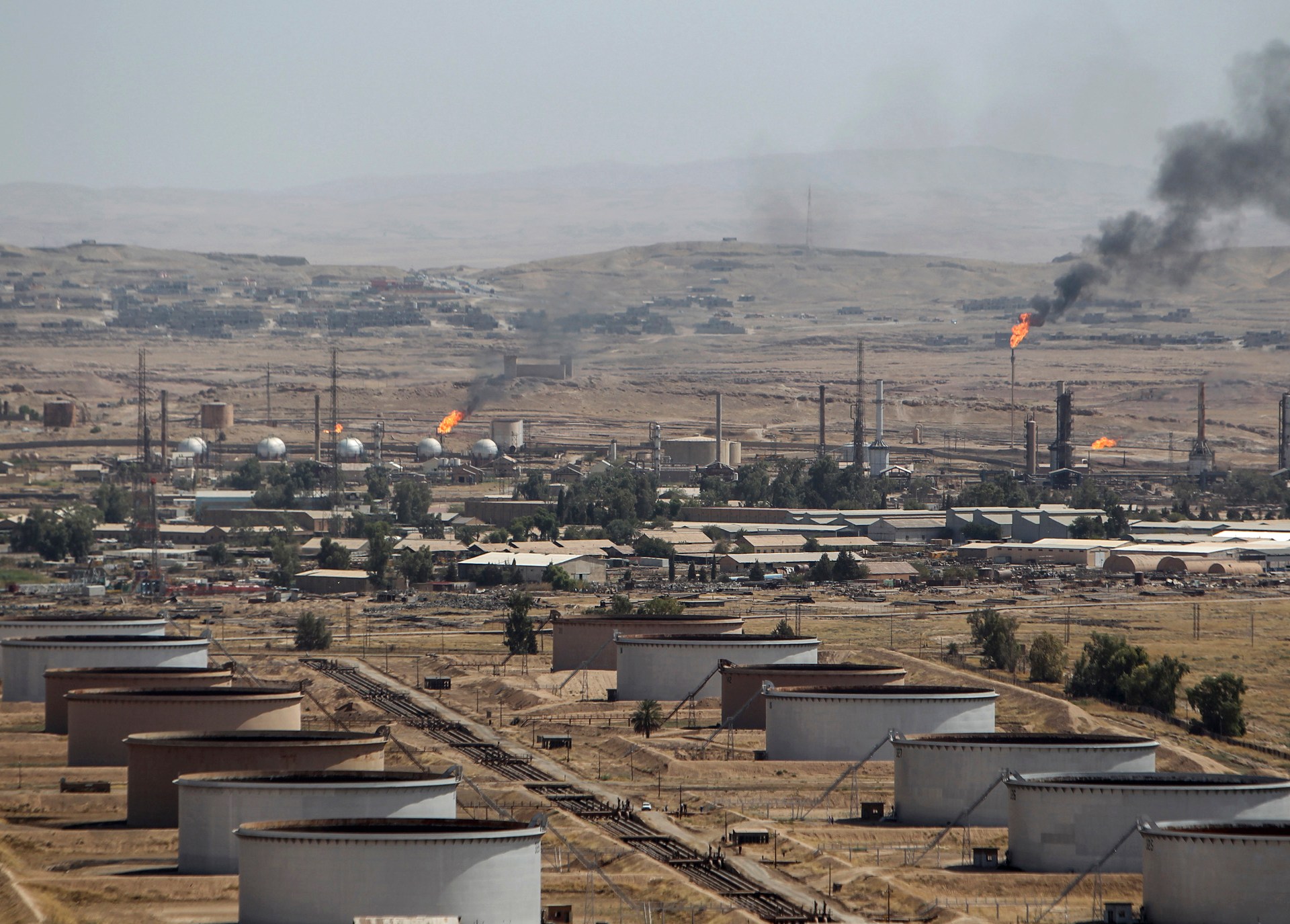 ارتفاع النفط والذهب مع استمرار العدوان على غزة | اقتصاد – البوكس نيوز