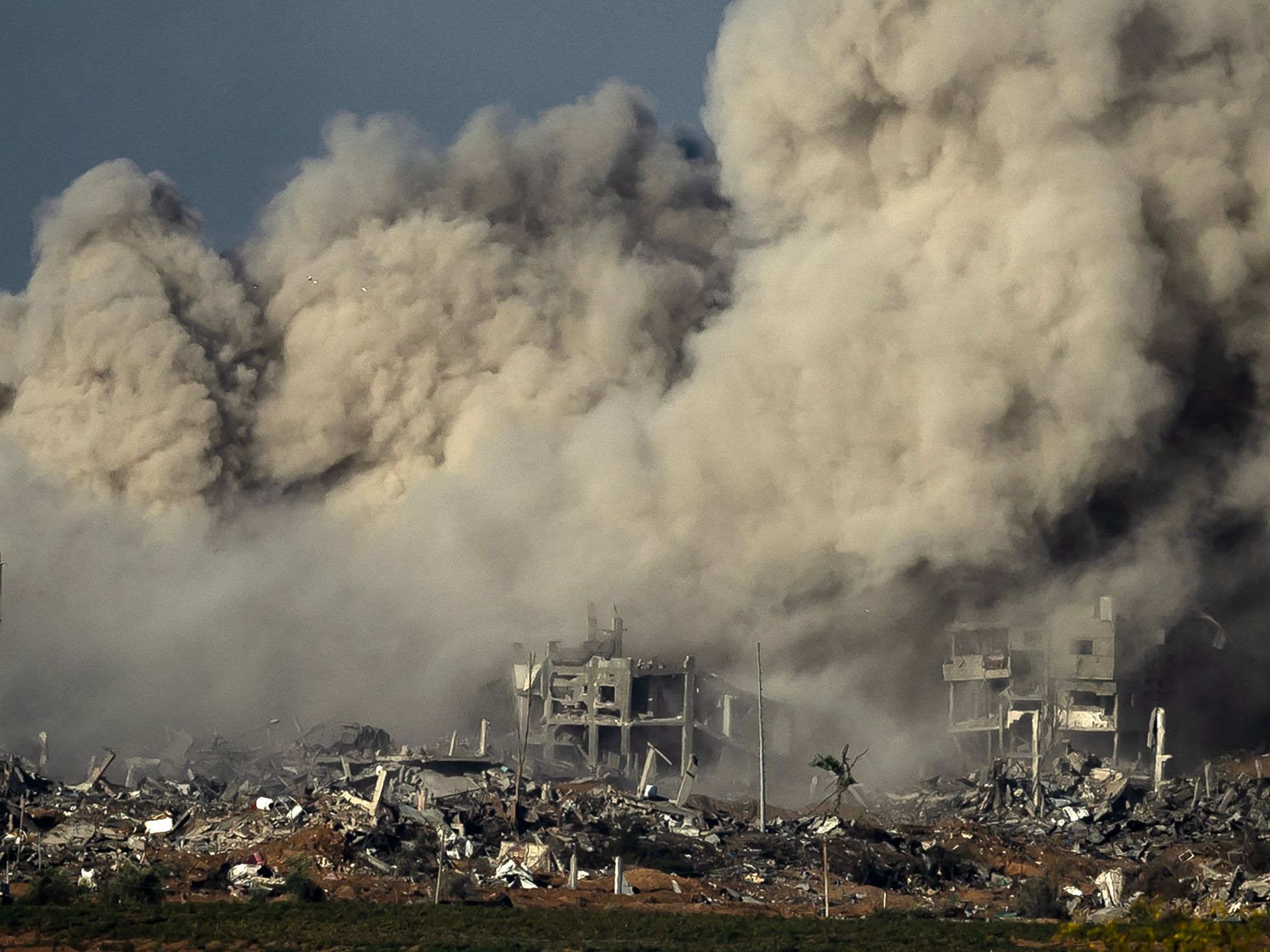 مقترح أميركي لإقامة مناطق آمنة بغزة ونشر قوات سلام ورفض أممي لإجراءات أحادية | أخبار – البوكس نيوز