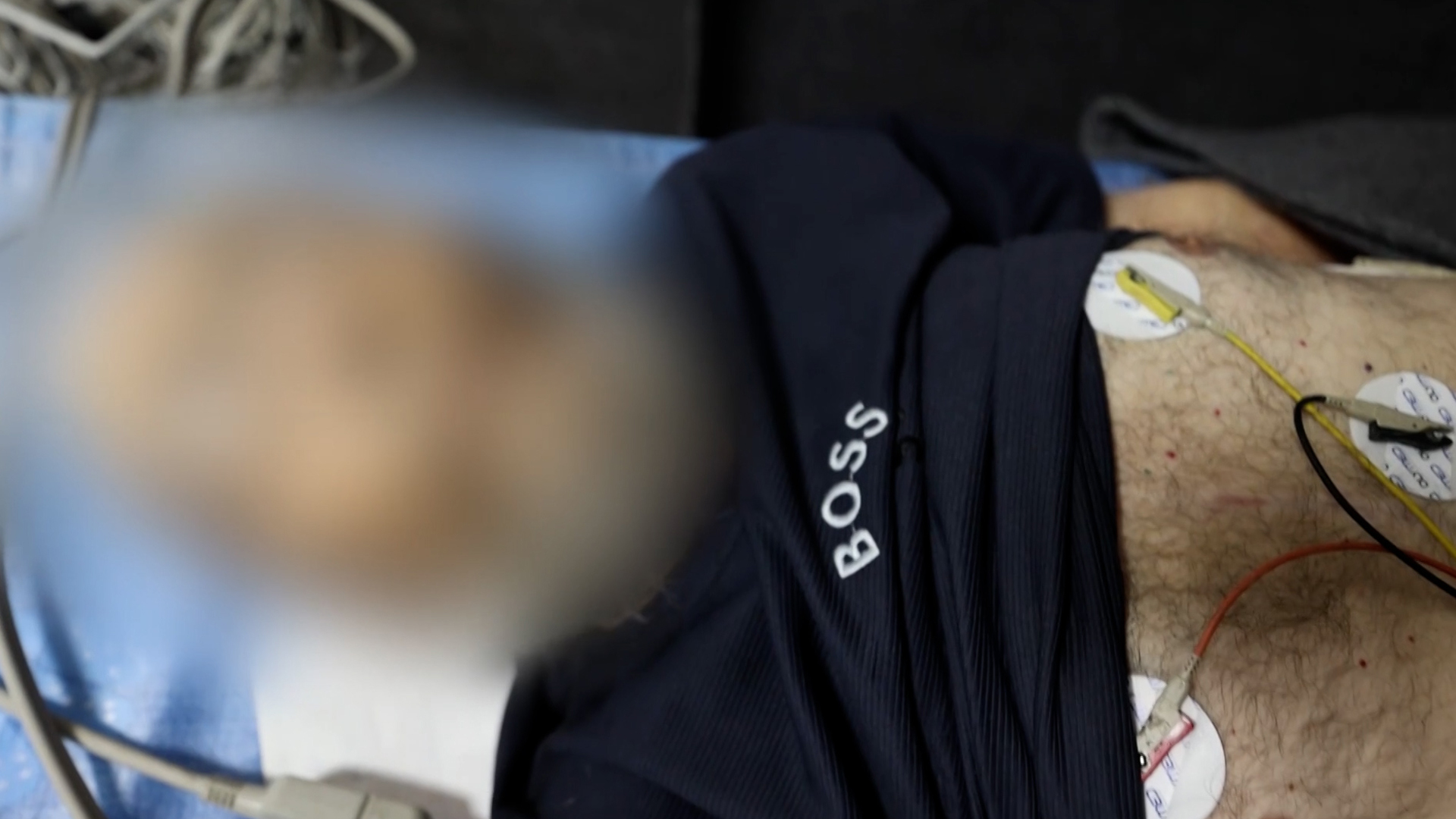 القسام تبث فيديو لمحتجز إسرائيلي توفي بنوبات الهلع بسبب القصف الإسرائيلي | أخبار – البوكس نيوز
