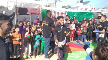 سيرك يجوب مراكز إيواء النازحين بغزة لتقديم “إسعاف نفسي” للأطفال | أسلوب حياة – البوكس نيوز