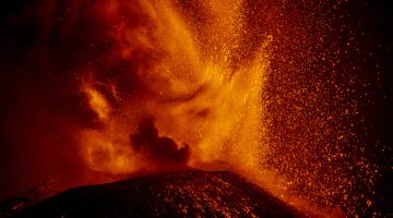 دراسة: منطقة نشاط بركاني قديم قرب سواحل إيطاليا قد تنفجر | علوم – البوكس نيوز
