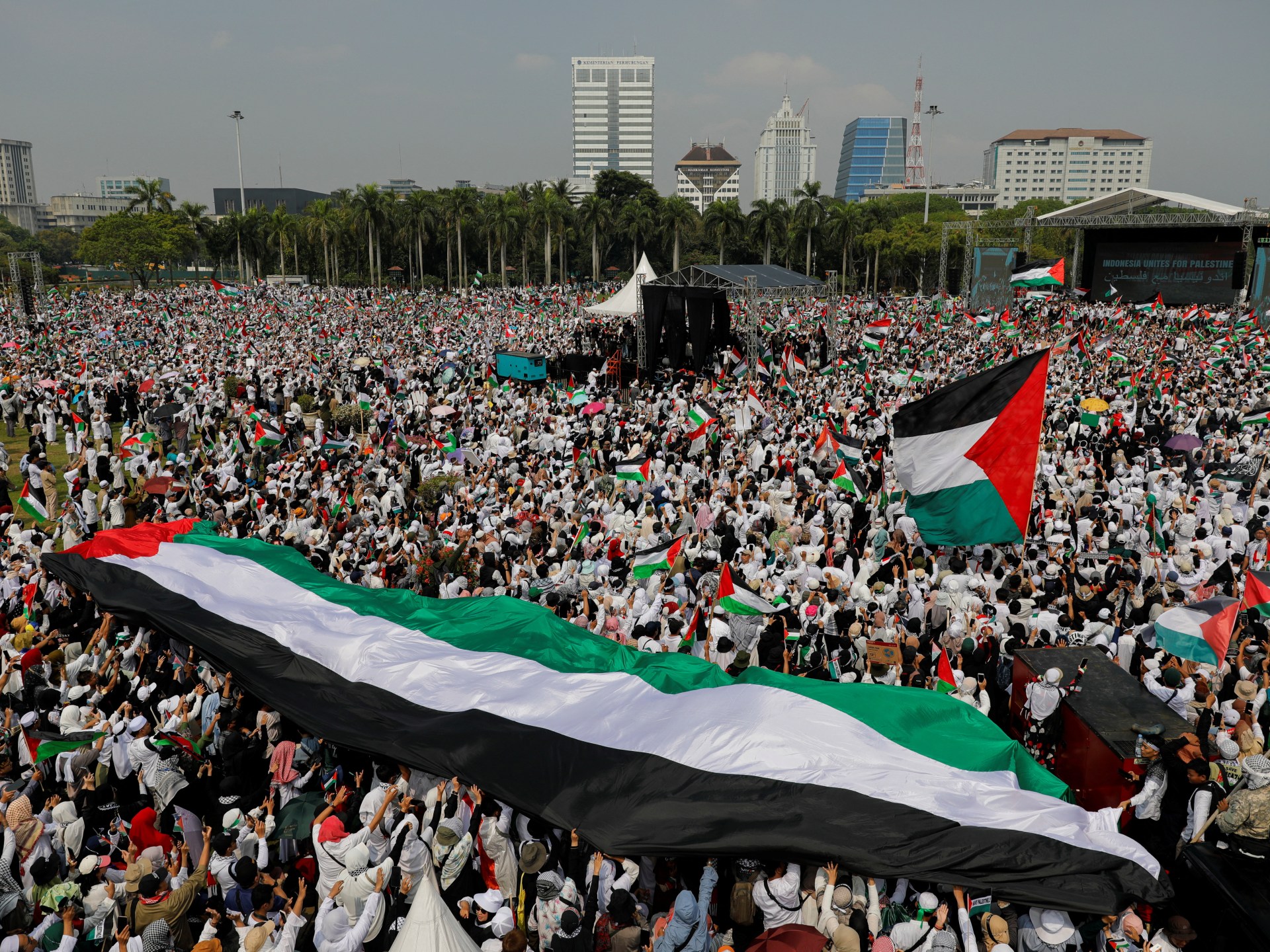 أكثر من مليون شخص يتظاهرون في جاكرتا دعما لغزة | أخبار – البوكس نيوز