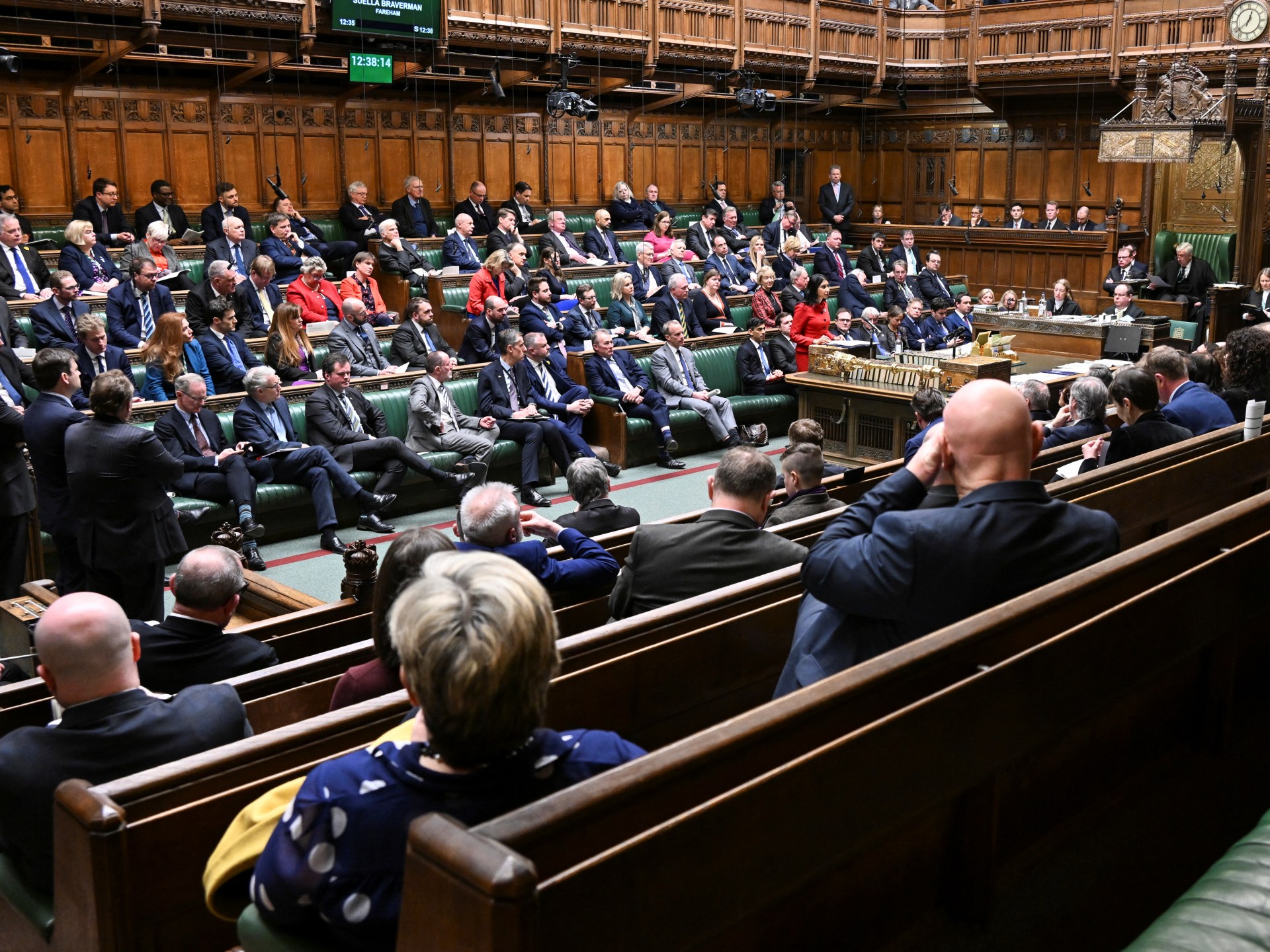 فضائح متتالية في البرلمان البريطاني تهز ثقة الناخبين | أخبار – البوكس نيوز