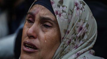 في غزة دموع ونزوح وصمود | بالصور – البوكس نيوز