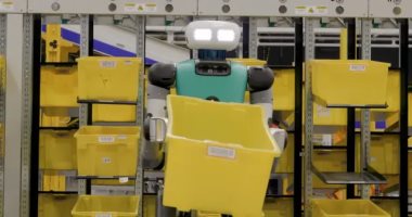 تكنولوجيا  – روبوت يعمل بمخزن يفهم لغة الإنسان وينفذ الأوامر باستخدام الذكاء الاصطناعي