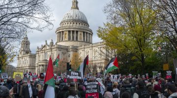 مظاهرات في لندن تطالب بوقف فوري للعدوان على غزة | بالصور – البوكس نيوز