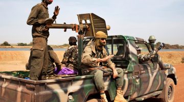 الطوارق يعلنون حصارا على محاور طرق رئيسية شمال مالي | أخبار – البوكس نيوز