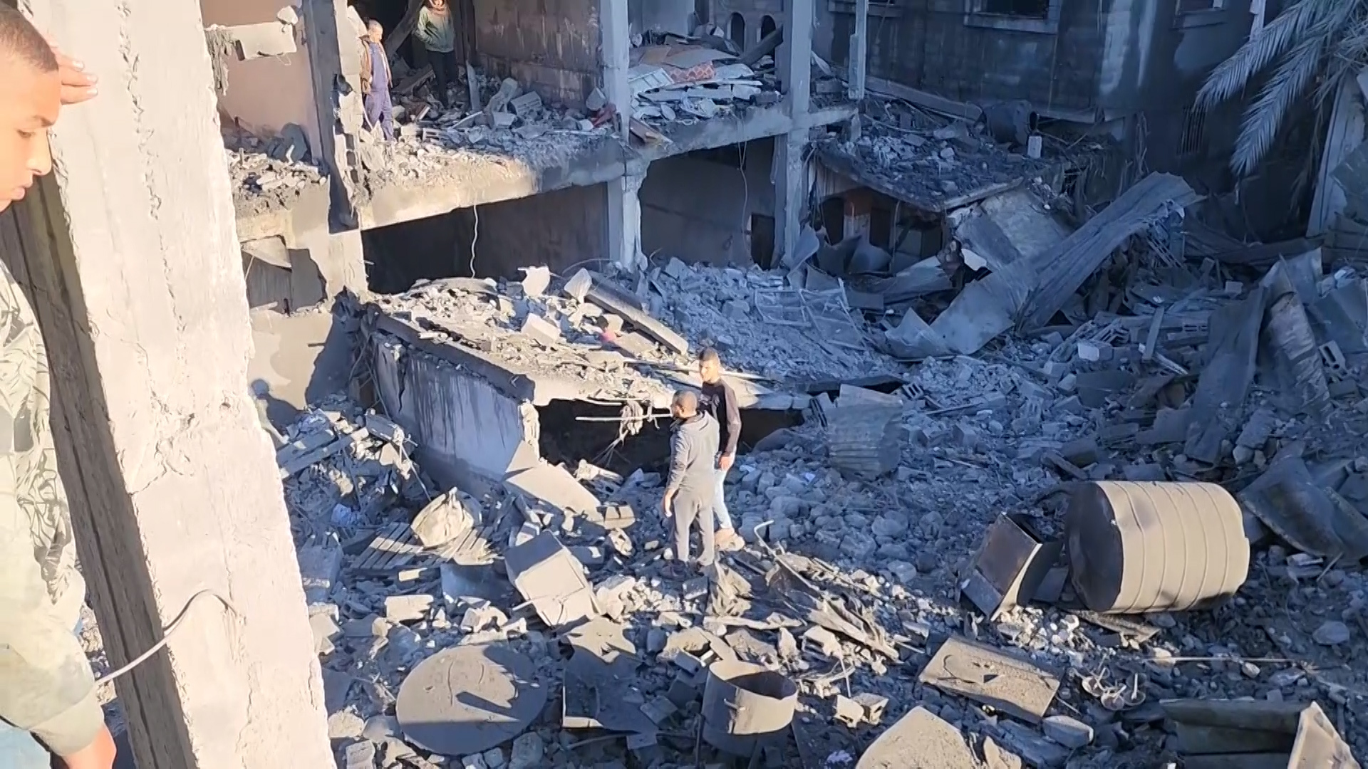 دمار كبير بعد قصف إسرائيلي لمربع سكني شرقي رفح | البرامج – البوكس نيوز
