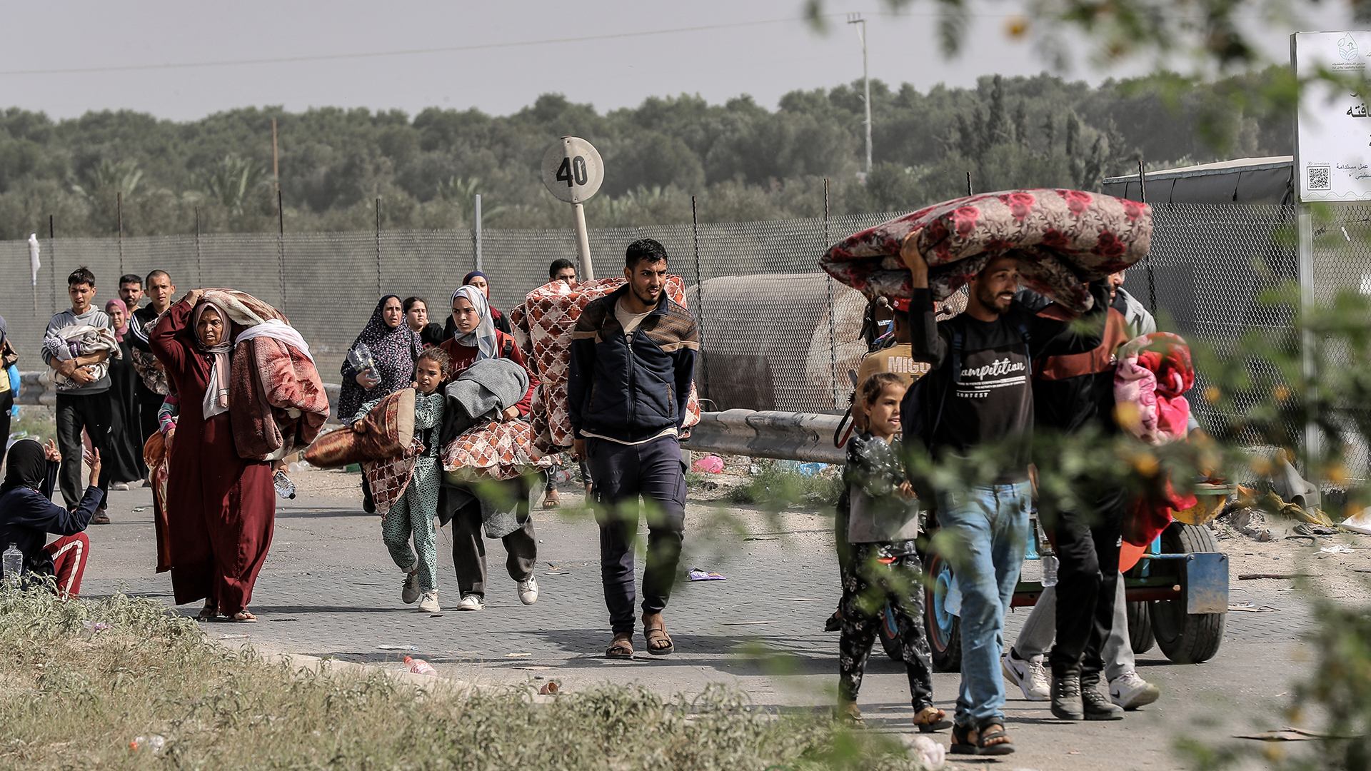 فلسطينيون تحت القصف بجنوب غزة.. كل ما نتمناه الآن هو أن نقتل | أخبار سياسة – البوكس نيوز
