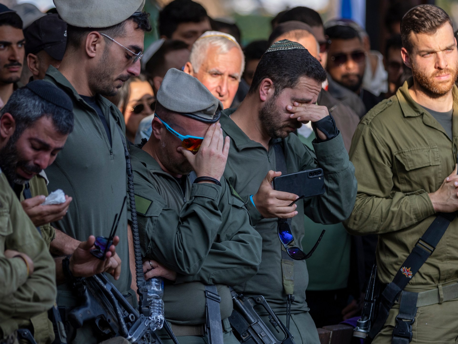 مقتل ضابط إسرائيلي وإصابة اثنين في معارك بغزة | أخبار – البوكس نيوز