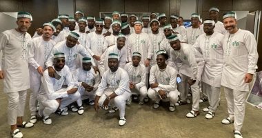 رياضة – منتخب نيجيريا يصل كوت ديفوار بالزى الرسمى للمشاركة فى أمم أفريقيا (فيديو)