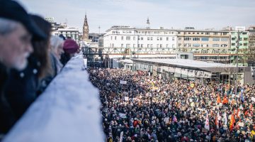 مظاهرات حاشدة ضد اليمين المتطرف في ألمانيا | أخبار – البوكس نيوز