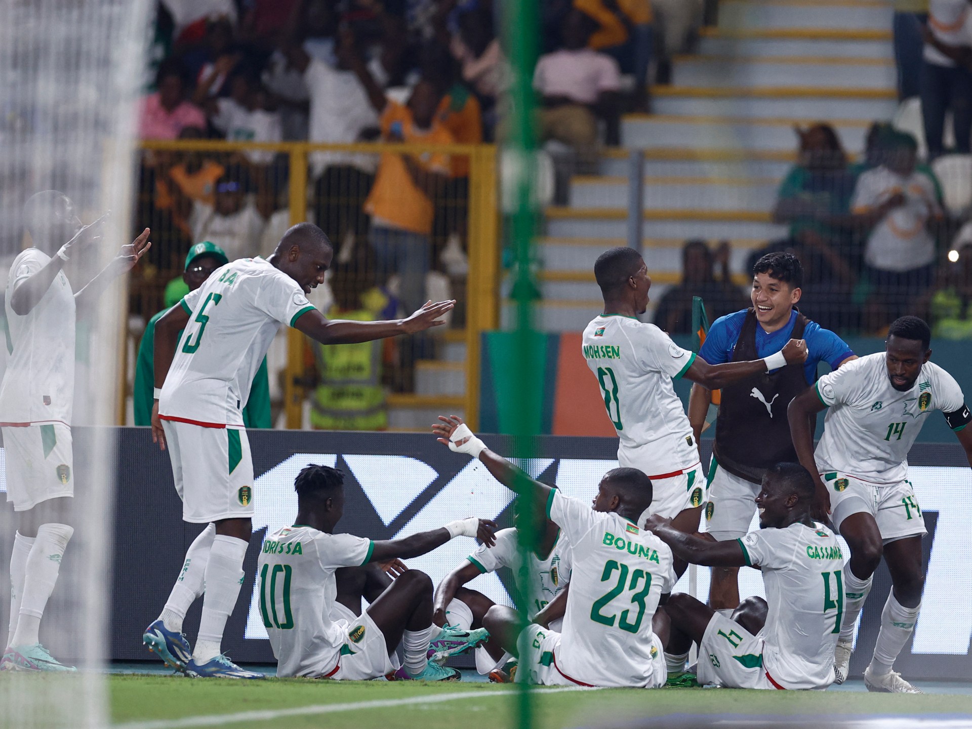 مفاجأة من العيار الثقيل.. موريتانيا تقصي الجزائر وتتأهل لثمن نهائي كأس أفريقيا لأول مرة في تاريخها | رياضة – البوكس نيوز