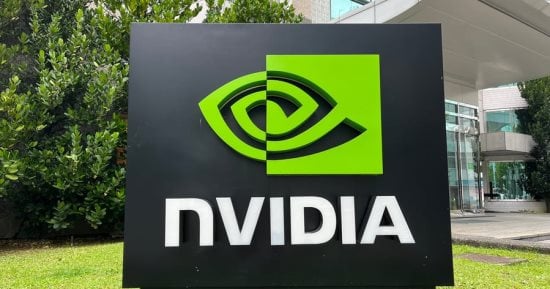 تكنولوجيا  – الرئيس التنفيذى لشركة Nvidia: وظائف التكنولوجيا فى خطر بسبب الذكاء الاصطناعى